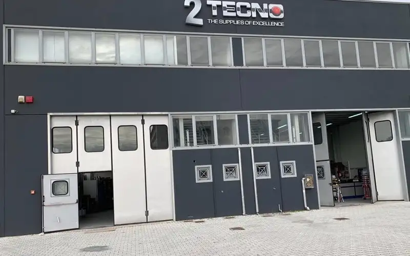 Foto di 2 Tecno