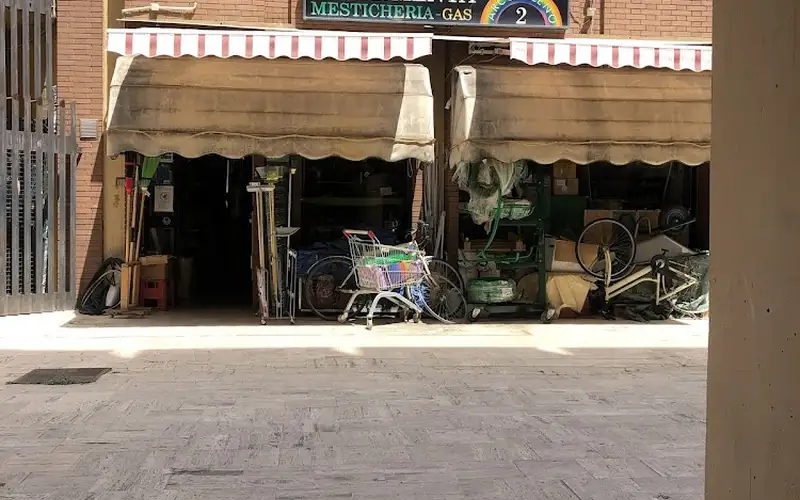 Foto di Arcobaleno2 - Ferramenta