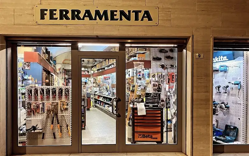 Foto di Arpino Franco Ferramenta - Utensileria