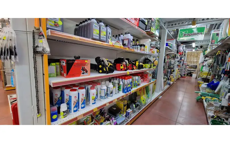 Foto di Bricover Ferramenta Bricolage E Giardinaggio