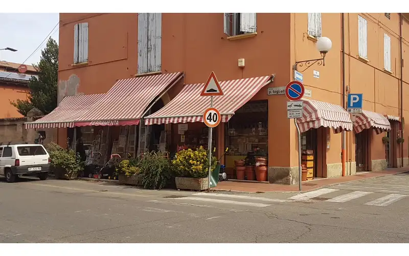 Foto di Casa Della Ferramenta