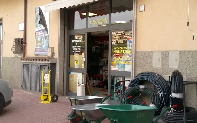 Foto di Centro Ferramenta Di Solinas Marisa