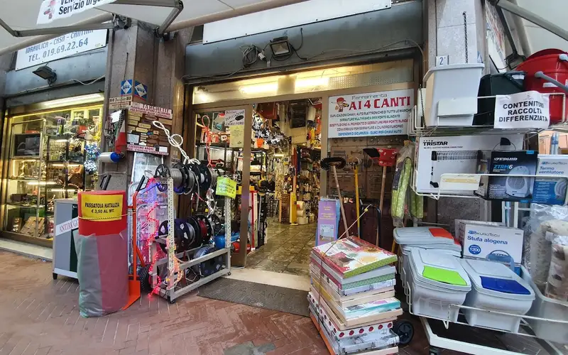 Foto di Ferramenta Ai 4 Canti