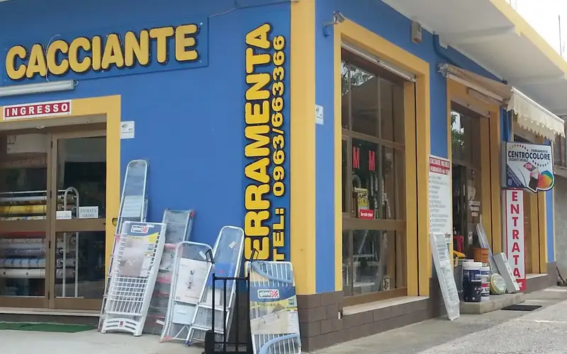 Foto di Ferramenta Cacciante
