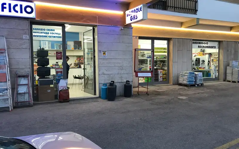 Foto di Ferramenta Carotenuto Colorificio Bombole Gas