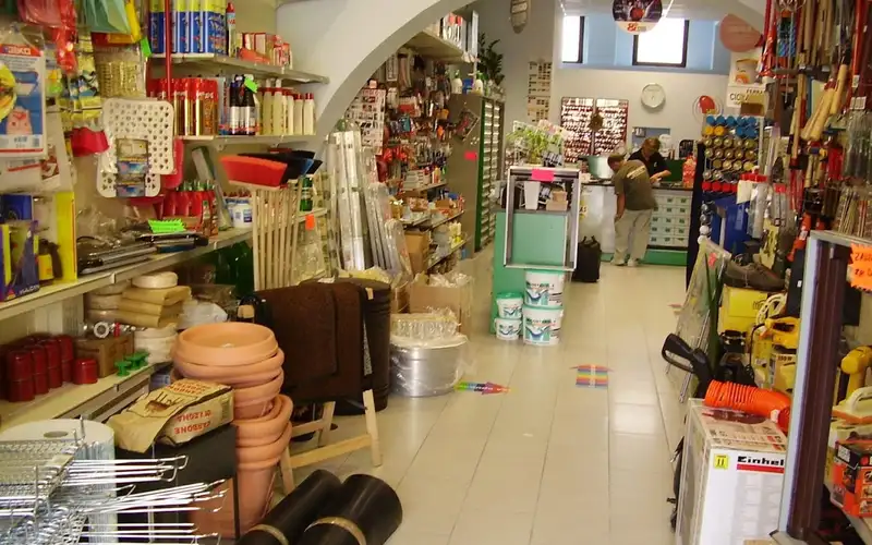 Foto di Ferramenta Ciccarelli Realizzazione Chiavi E Colorificio Jesi