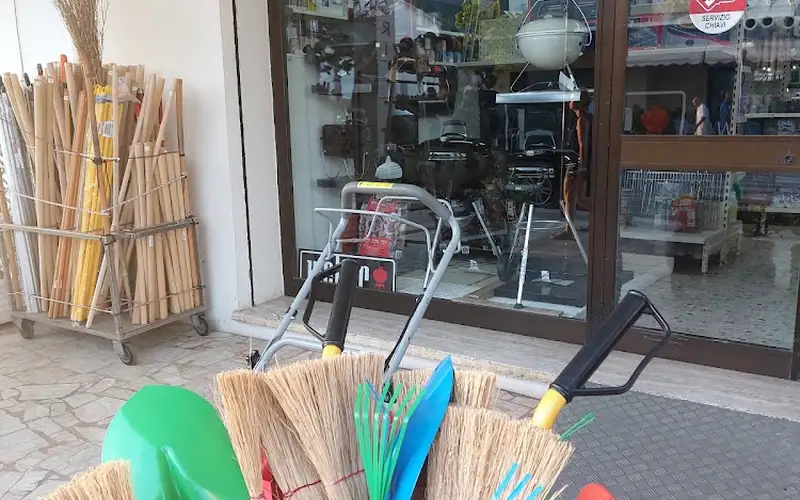 Foto di Ferramenta Circe