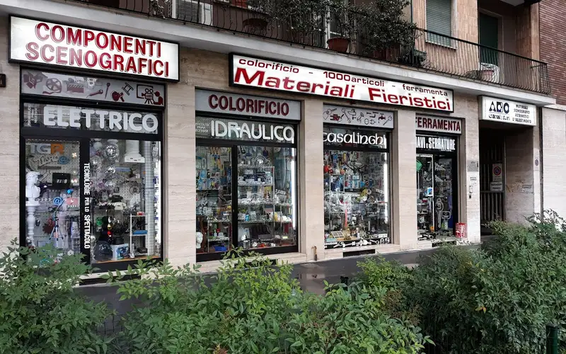 Foto di Ferramenta Colorificio Abc Caratteri