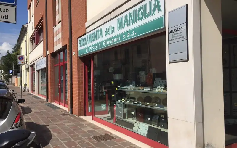 Foto di Ferramenta Della Maniglia