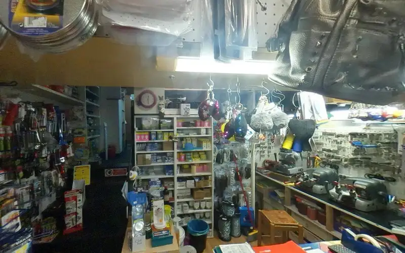 Foto di Ferramenta E Cartoleria