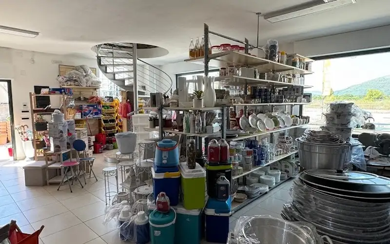 Foto di Ferramenta E Colori De Lisa