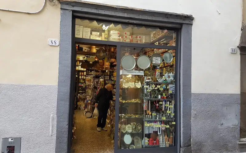 Foto di Ferramenta E Mesticheria