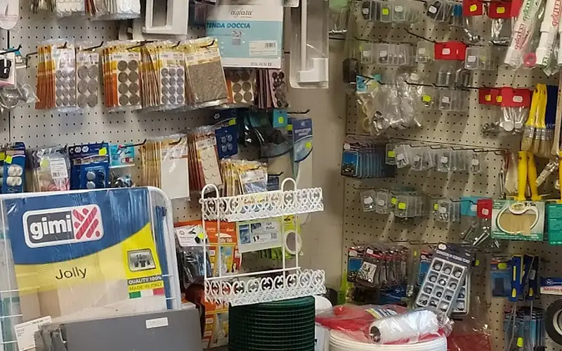 Foto di Ferramenta Elettricità