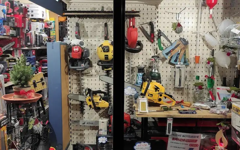 Foto di Ferramenta Fercasa Genova