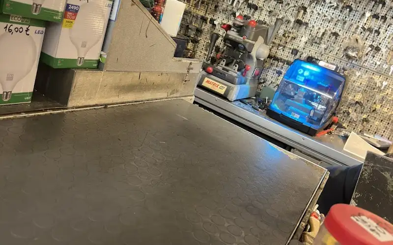 Foto di Ferramenta Giuliani Milano