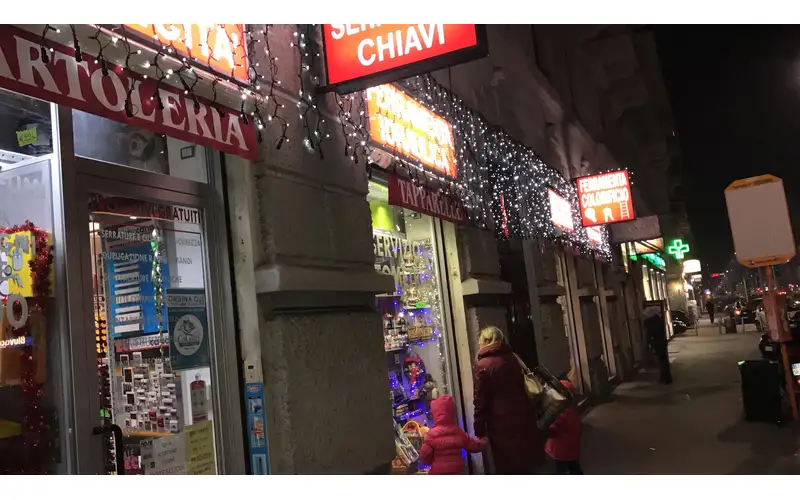 Foto di Ferramenta Idraulica Colorificio Cartoleria Elettricità Serramenti Porteblindate