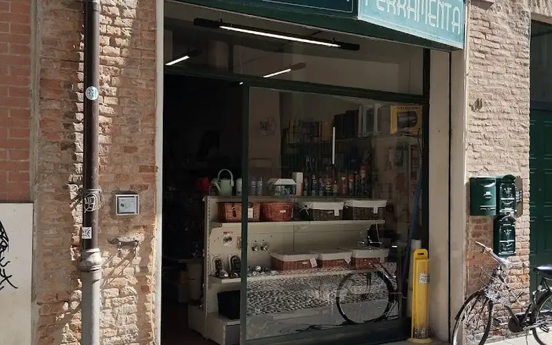 Foto di Ferramenta Il Chiodo Fisso Ferrara