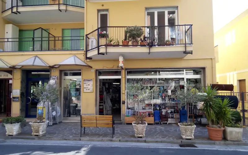 Foto di Ferramenta La Rovere