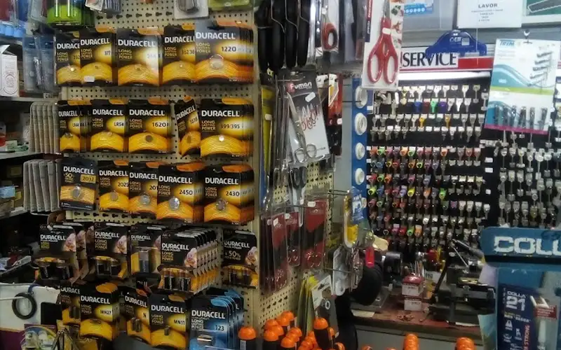 Foto di Ferramenta Montebello