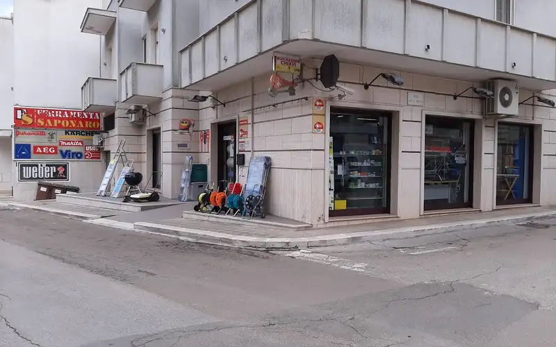 Foto di Ferramenta Saponaro 1957