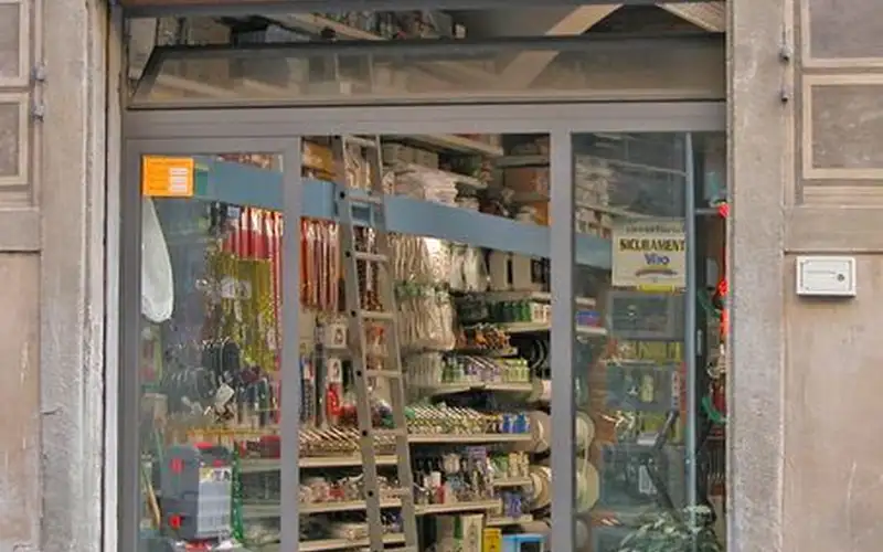 Foto di Ferramenta Se - Ar