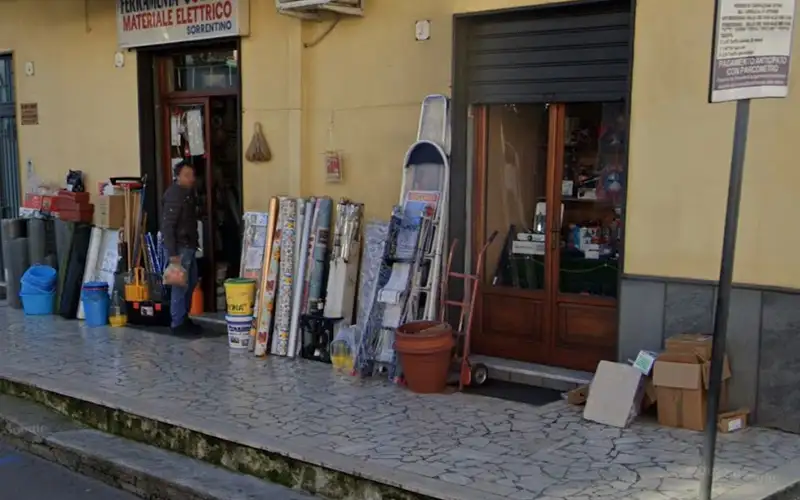 Foto di Ferramenta Sorrentino Napoli - Sant'Antonio Abate