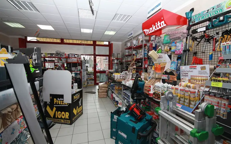 Foto di Ferramenta Utensileria Makita Carnino