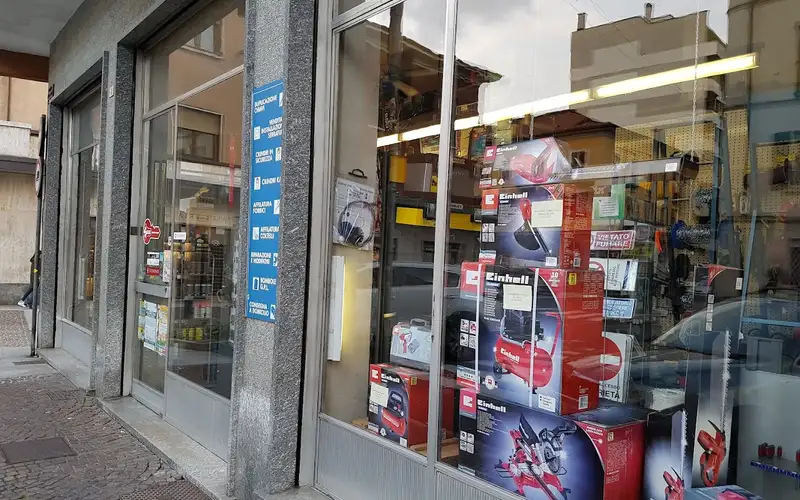 Foto di Ferramenta Vanoli Novara