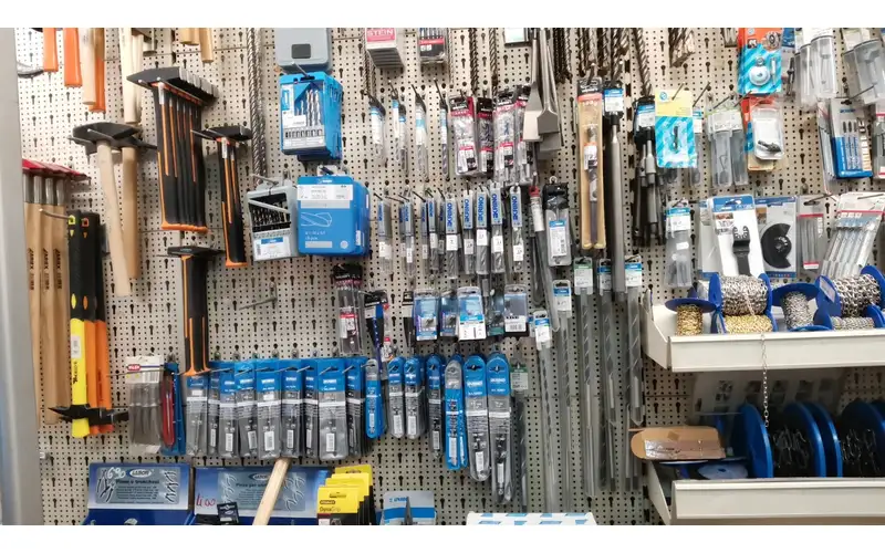 Foto di Ferramenta Vernici Mazzotti - Centro Chiavi