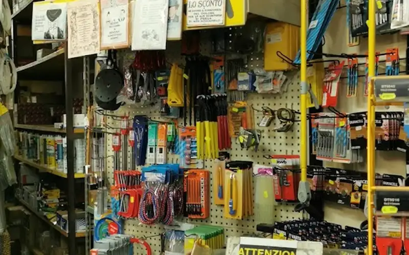 Foto di La Ferramenta Sas Napoli