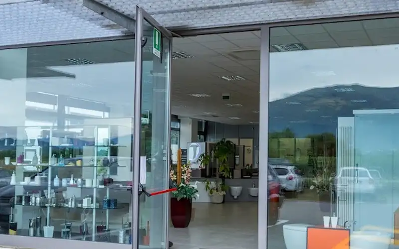 Foto di La Idroferramenta Treviso - Pederobba