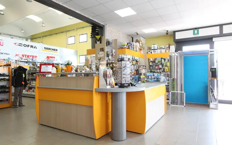 Foto di Orazi Ferramenta Colori