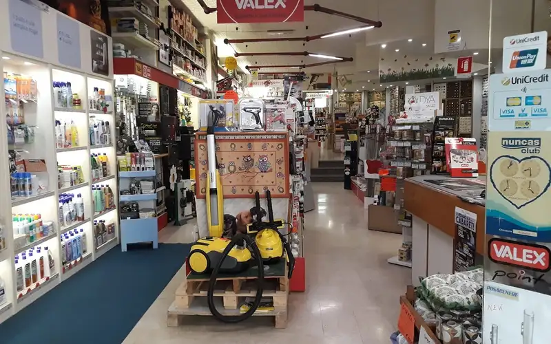 Foto di Raciti Nicolo' Ferramenta