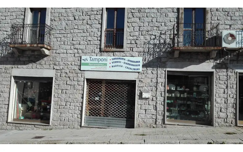 Foto di Tamponi Ferramenta