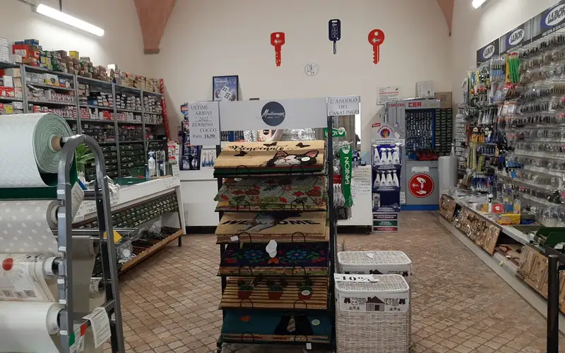 Foto di Tardini Ferramenta E Casalinghi