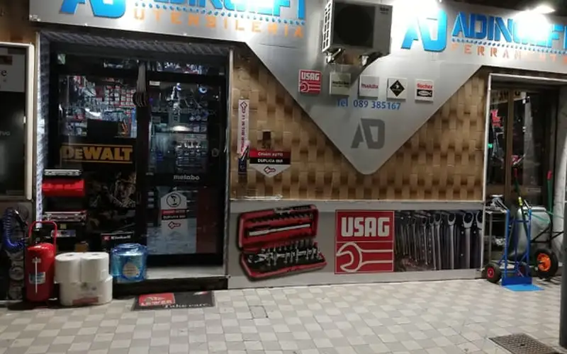 Foto di Utensileria Adinolfi