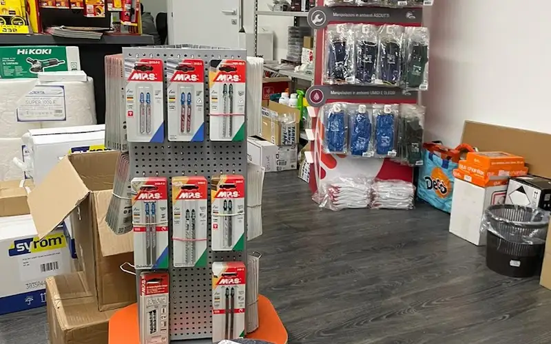 Foto di Visone Ferramenta